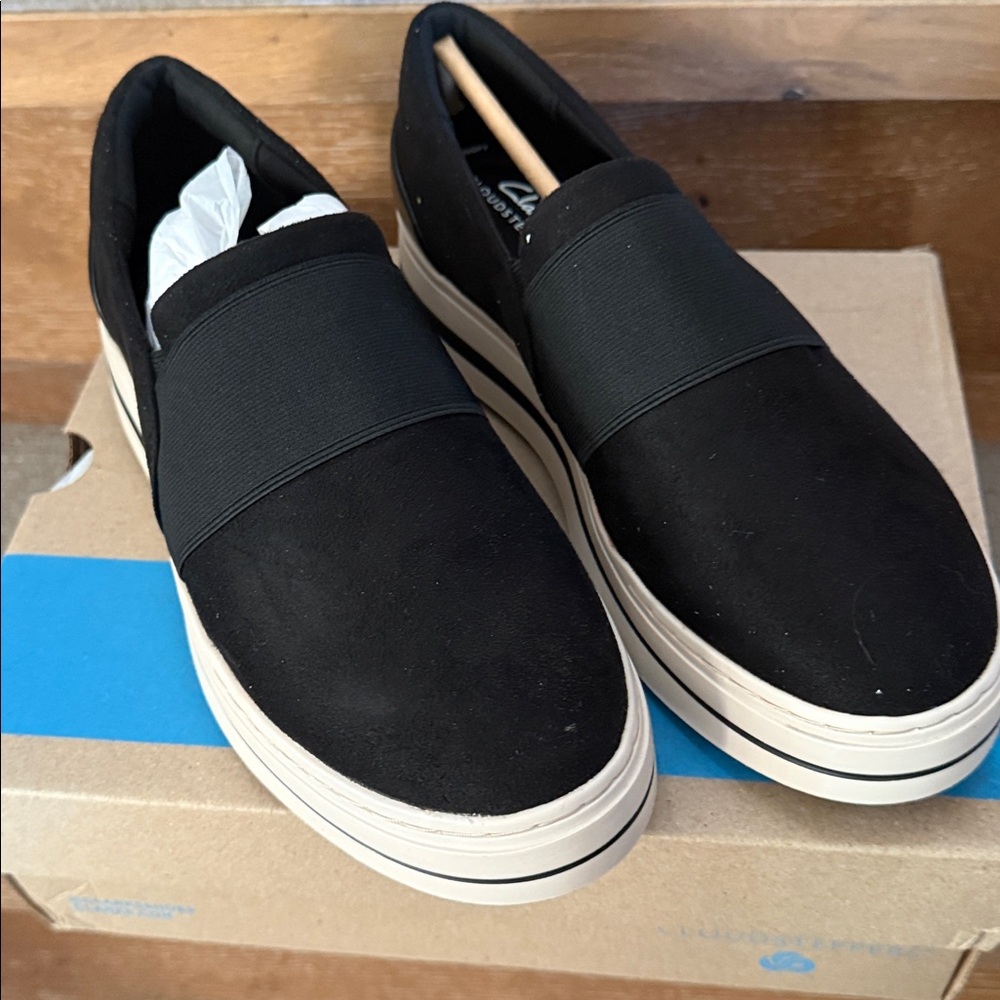 CLARKS Cloudsteppers Audreigh Eve Black Slip-Ons